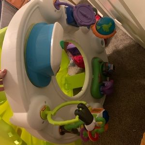 Exersaucer